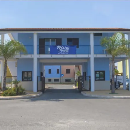Riva Azzurra Aparthotel 3*